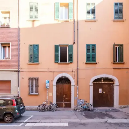 Charming Vintage By Piazza Maggiore With Garden 公寓 博洛尼亚